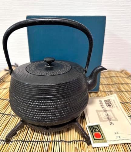 未使用品、長期保管品南部鉄器共同組合販売肩平型アラレ南部鉄瓶